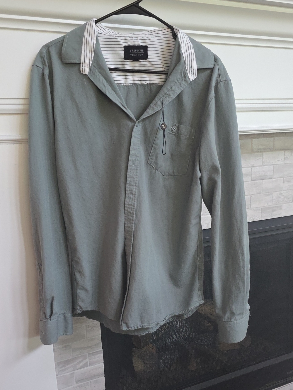 Casual Men's Sage Green Button-Down Shirt by